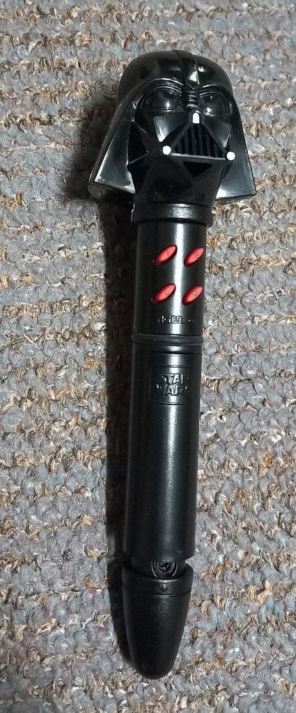 Star wars darth vader pen met 4 geluidjes uit de film ,, Verzamelen, Ophalen of Verzenden, Nieuw, Actiefiguurtje