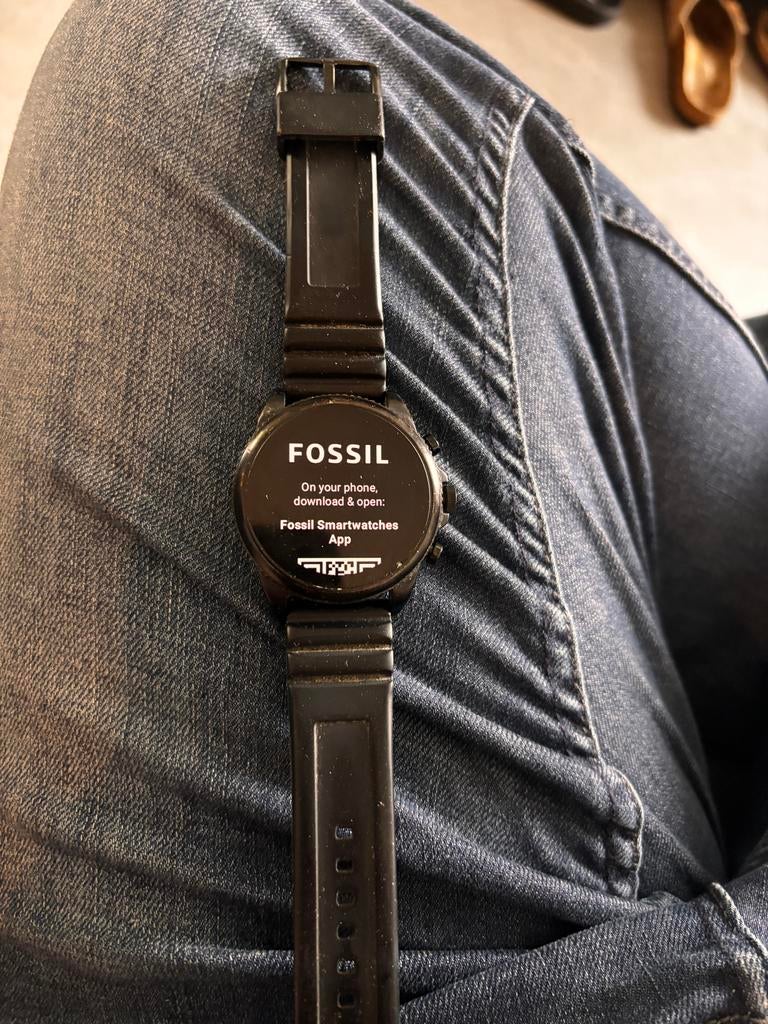 Fossil Smartwatch Gen 6 - Zwart, Sieraden, Tassen en Uiterlijk, Smartwatches, Gebruikt, Hartslag, Zwart, Ophalen of Verzenden