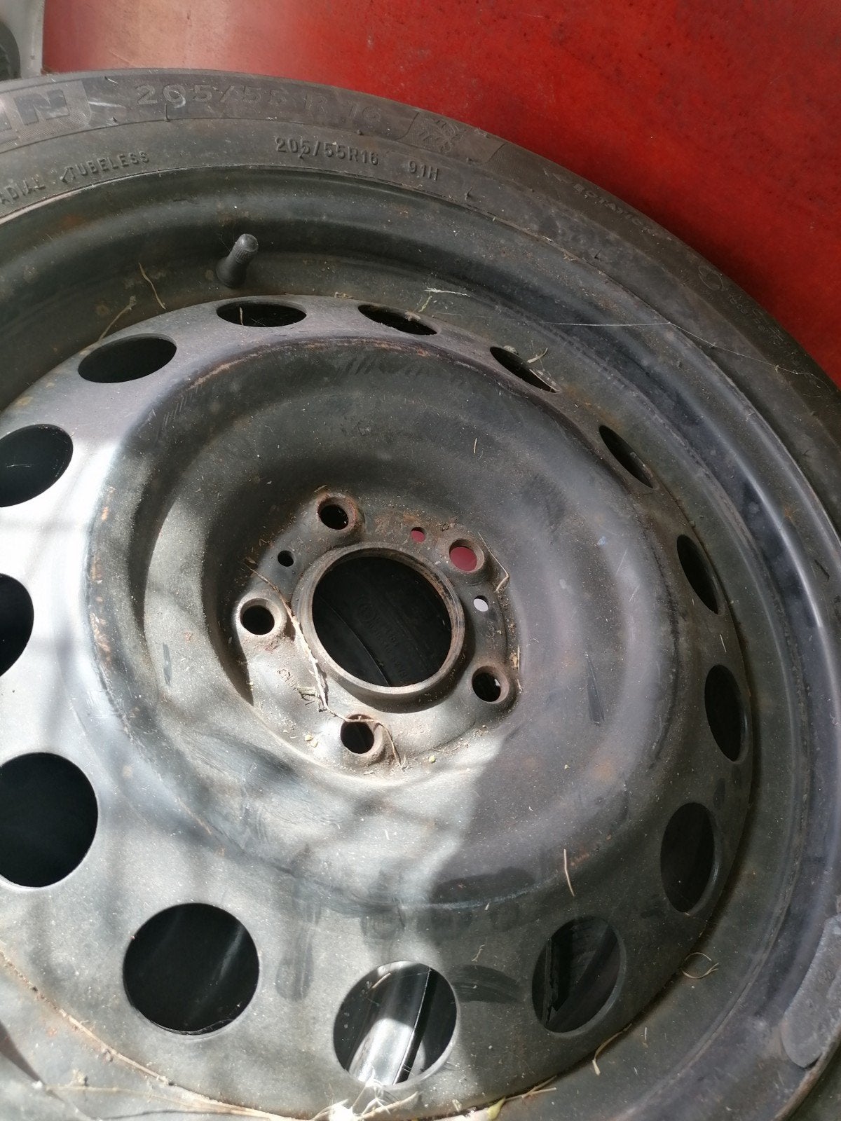 Winterbanden met stalen velgen voor Peugeot 5008 (205/55R16), Auto-onderdelen, Ophalen, Gebruikt, 16 inch, Banden en Velgen