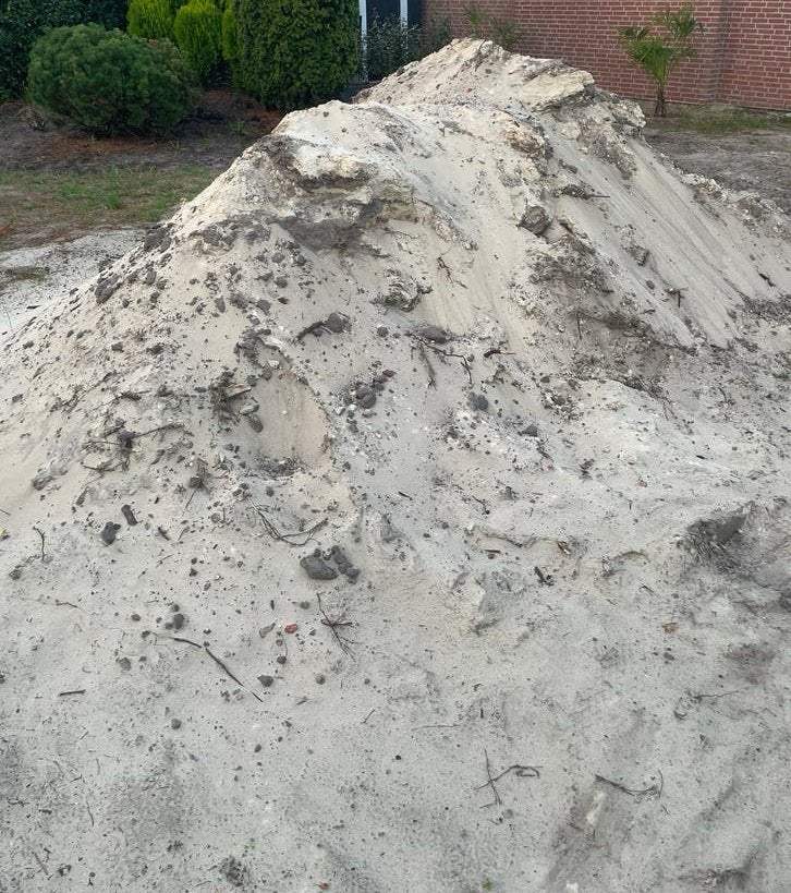 Gratis zand af te halen, Tuin en Terras, Zand, Ophalen, Gebruikt, Ophoogzand