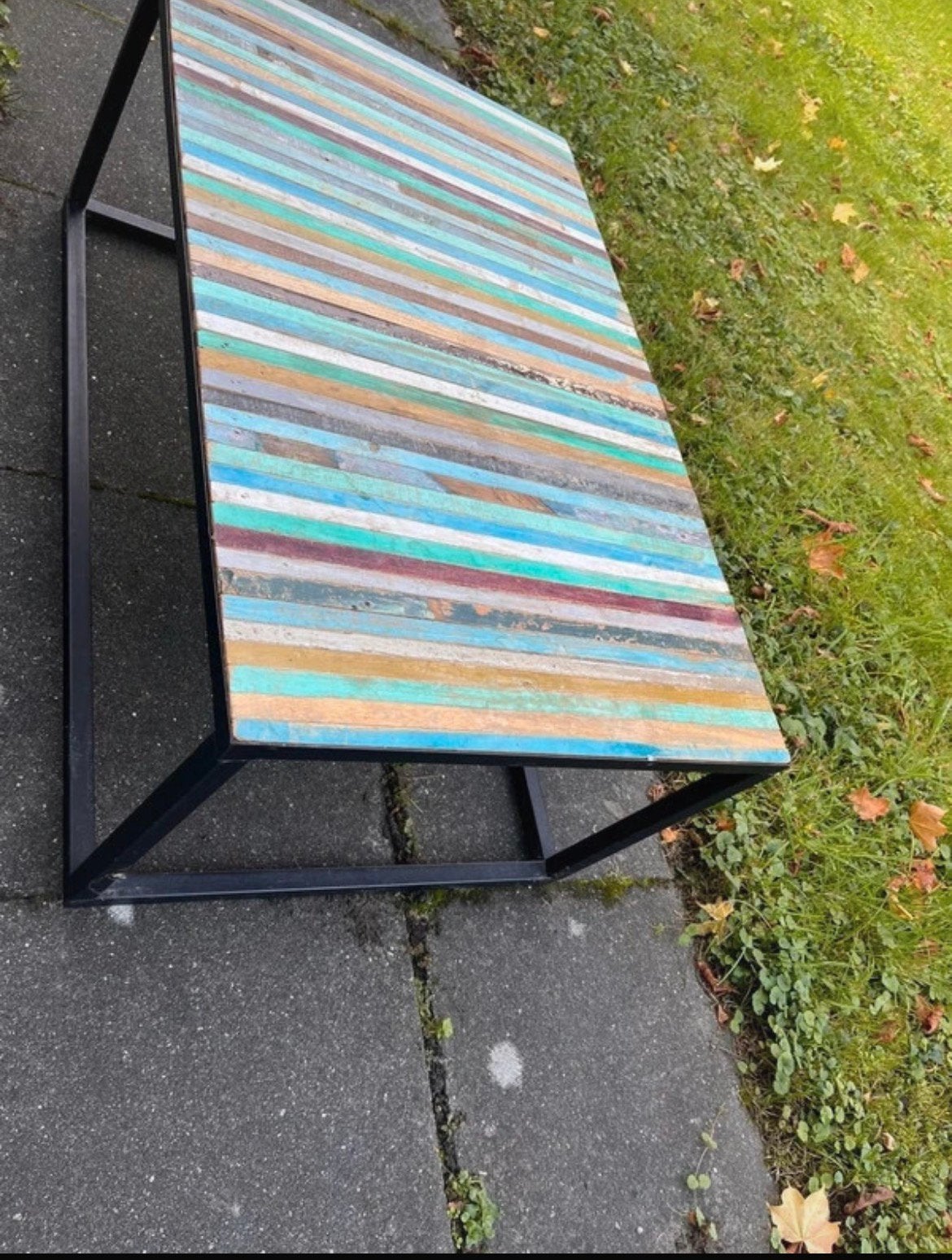 Salontafel Maison de Monde, 100 tot 150 cm, Zo goed als nieuw, Eikenhout, Mediterrane Ibiza-/strandstijl met een industrieel onderstel.