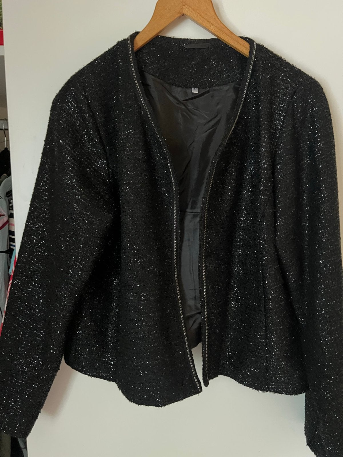Zwart glitter jasje met ritsdetail afgewerkt, Ophalen of Verzenden, Zo goed als nieuw, Maat 46/48 (XL) of groter, Zwart