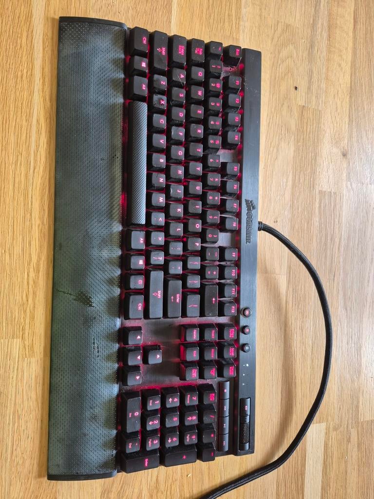 Corsair k70 cherry red, Ophalen of Verzenden, Gebruikt