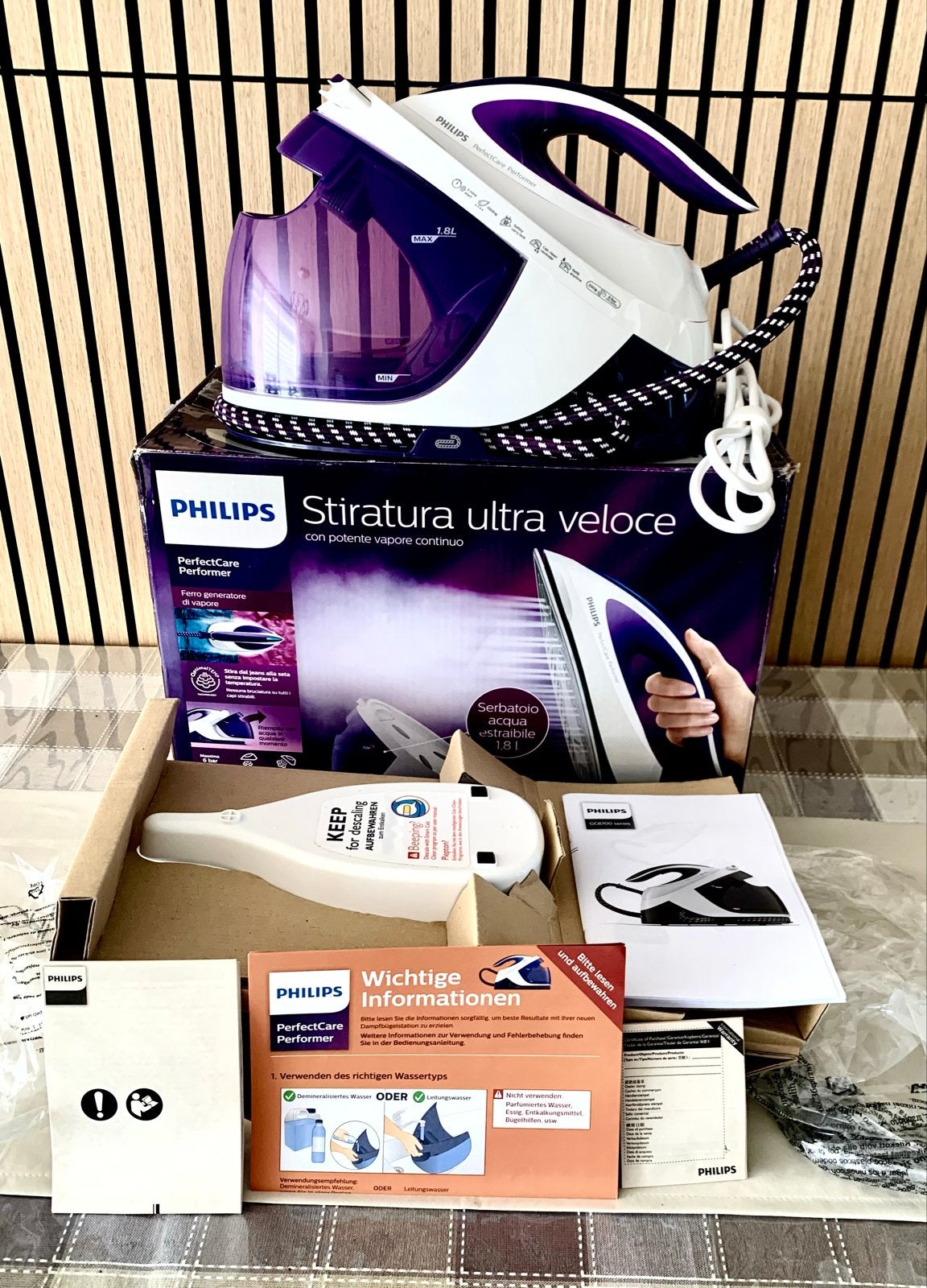 Philips PerfectCare Performer Stoomgenerator Strijkijzer, Ophalen, Zo goed als nieuw, Strijkijzer met snoer