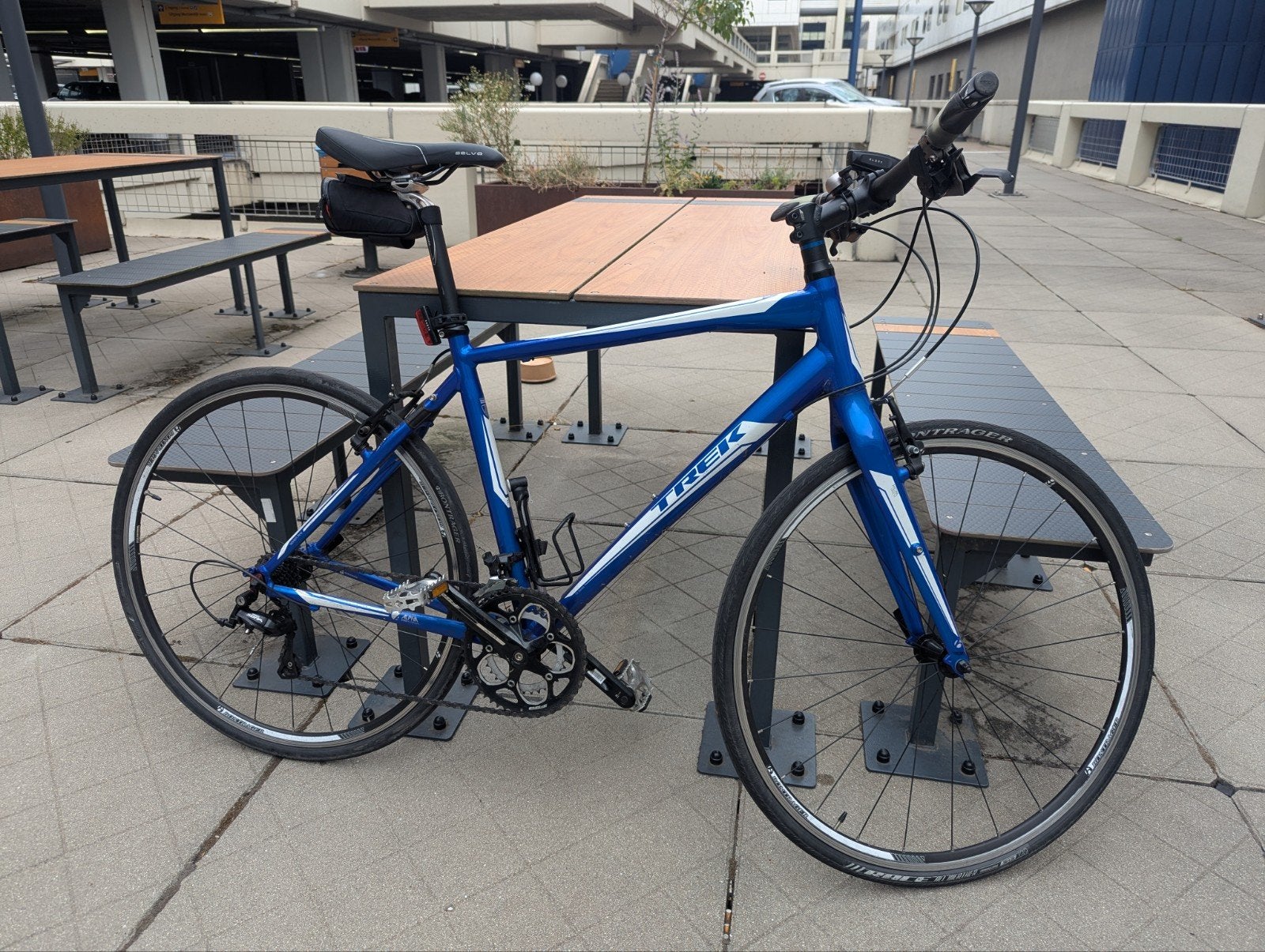 Trek 7.5  fitnessfiets - Blauw Shimano, Fietsen en Brommers, Fietsen | Heren | Herenfietsen, Velgrem, Versnellingen, Zo goed als nieuw