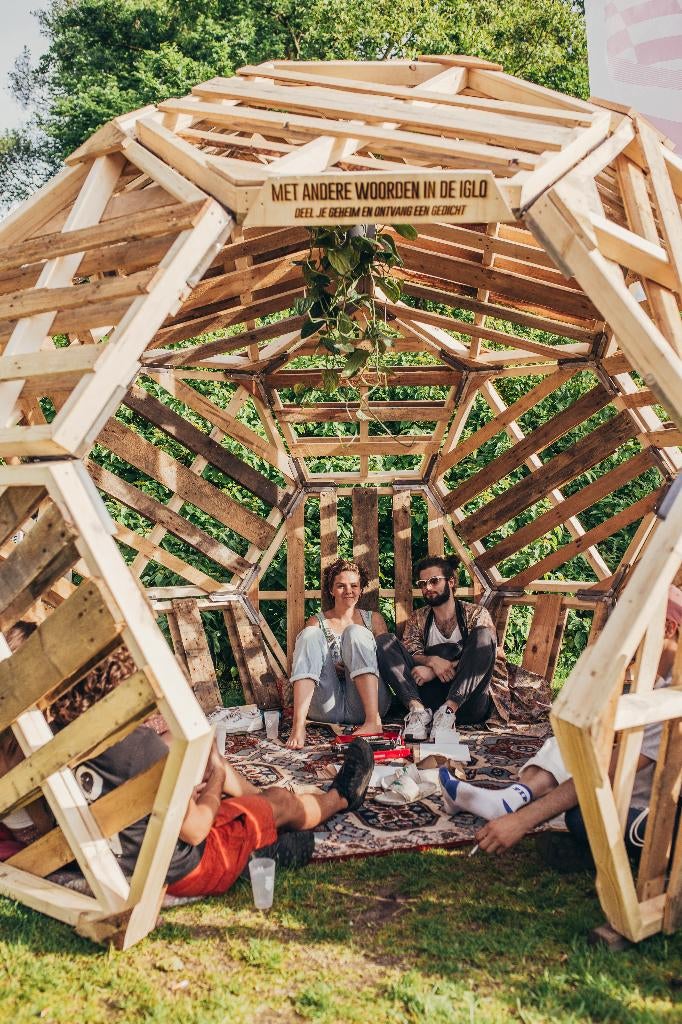 Pallet iglo / kunstinstallatie / decoratie, Ophalen