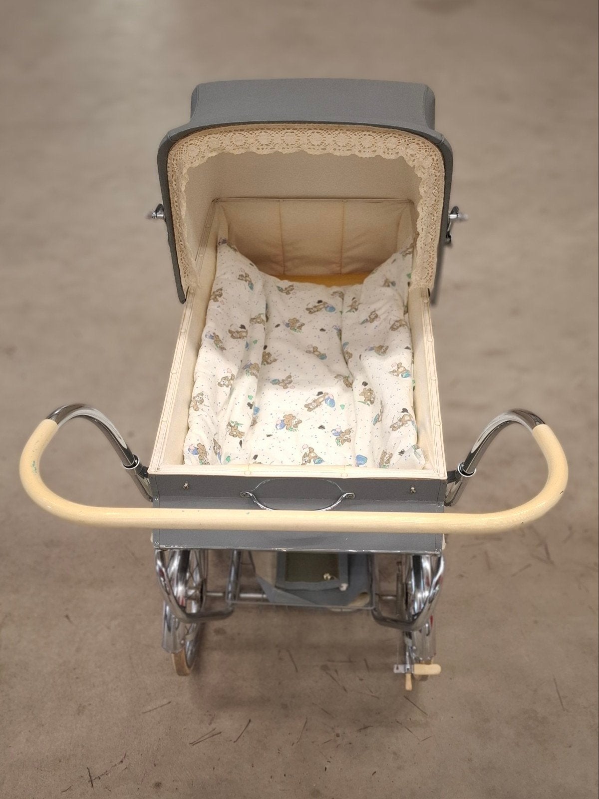 Vintage Kinderwagen Grijs/Crème - Klassiek Model, Ophalen