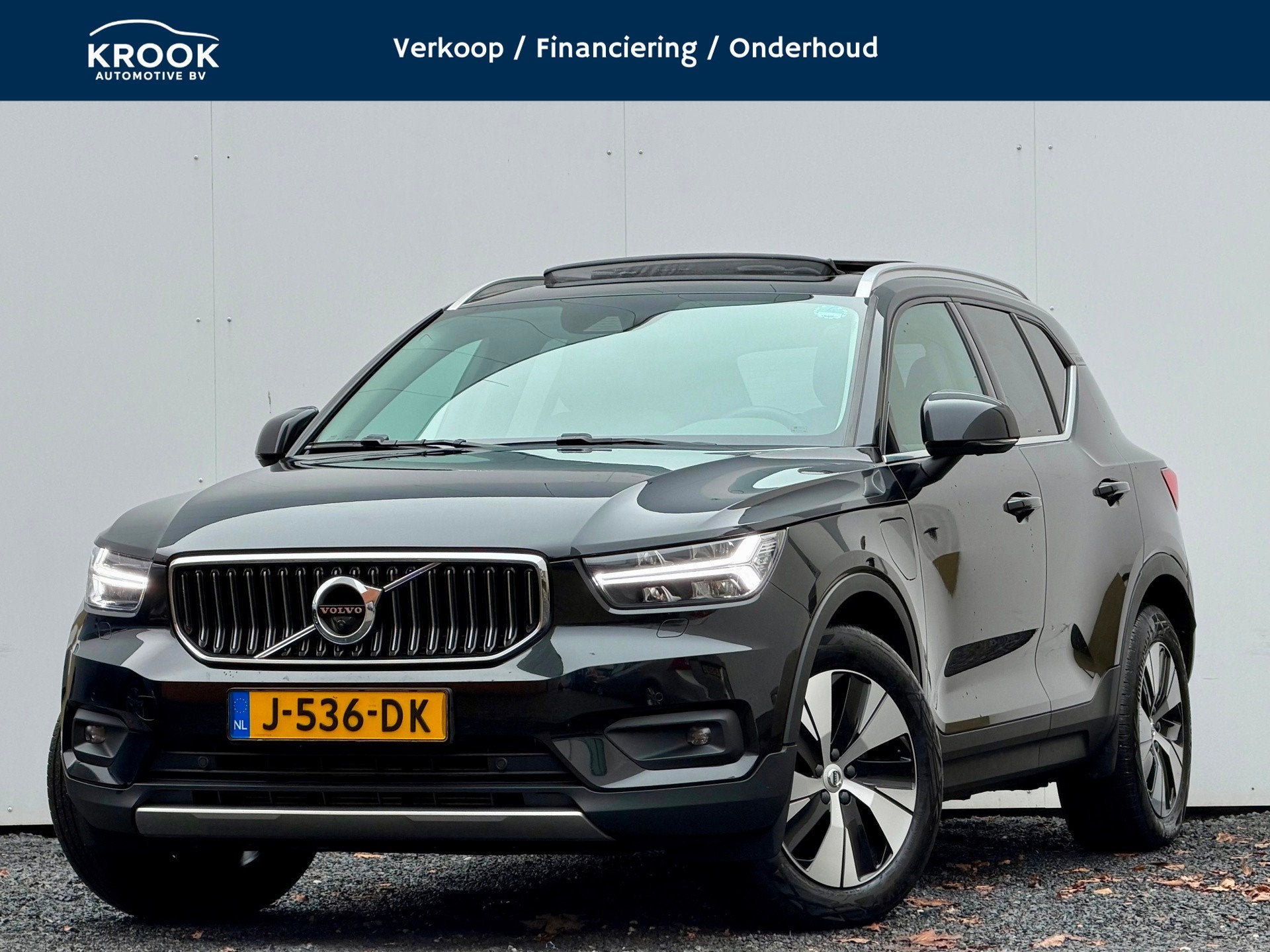 Volvo XC40 1.5 T5 Recharge Business Pro | 2020 | Panoramadak, Stof, Met garantie (alle), Zwart, Bedrijf