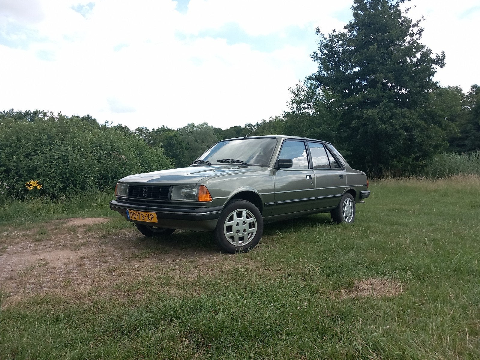 Peugeot 305 1.5 GL 1986 belastingvrij, Auto's, Peugeot, Particulier, Overige modellen, Benzine, Sedan, Handgeschakeld, Origineel Nederlands