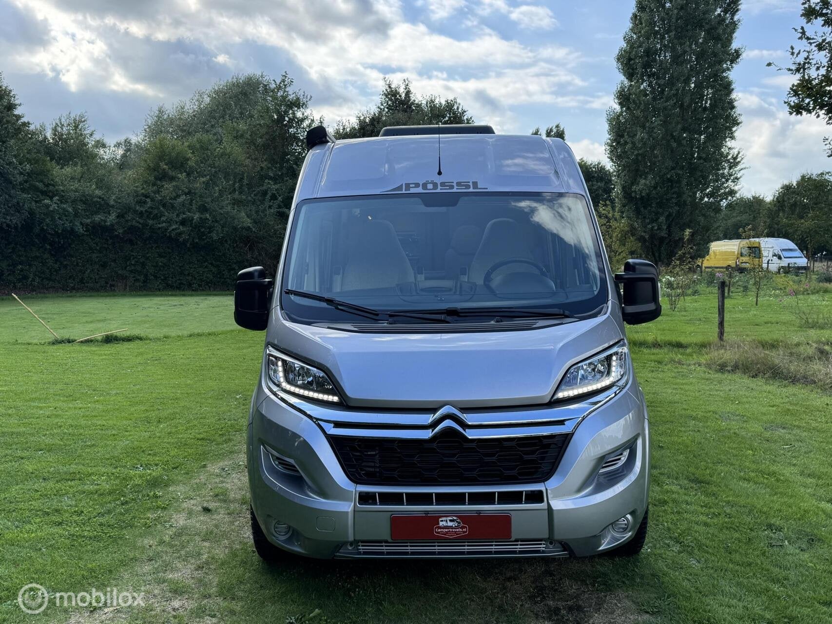 Pössl Trenta 600 Buscamper | Zonnepanelen | 1e eigenaar, Caravans en Kamperen, Buscamper of Camperbus, Ringverwarming, Pössl, Tot en met 2