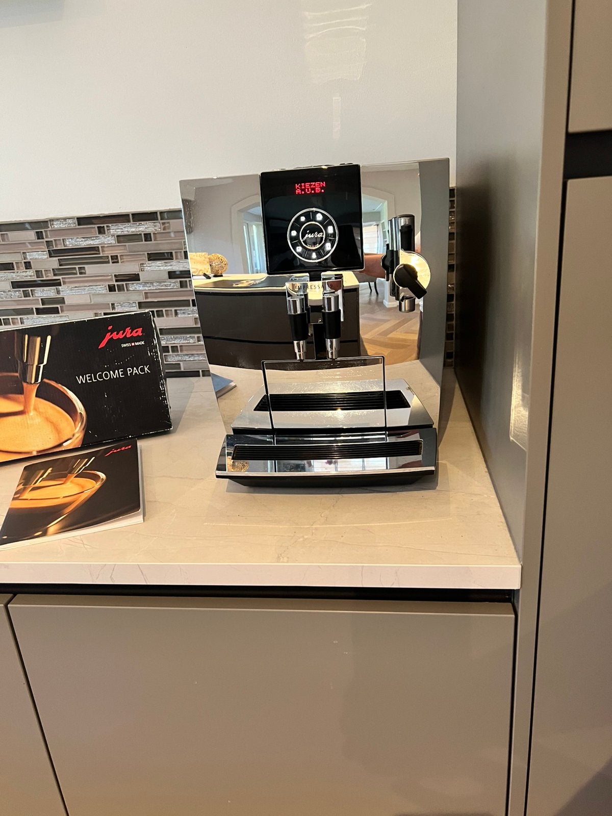 Jura J9 koffiemachine, Witgoed en Apparatuur, Koffiezetapparaten, Ophalen, Gebruikt, Koffiemachine, Gemalen koffie