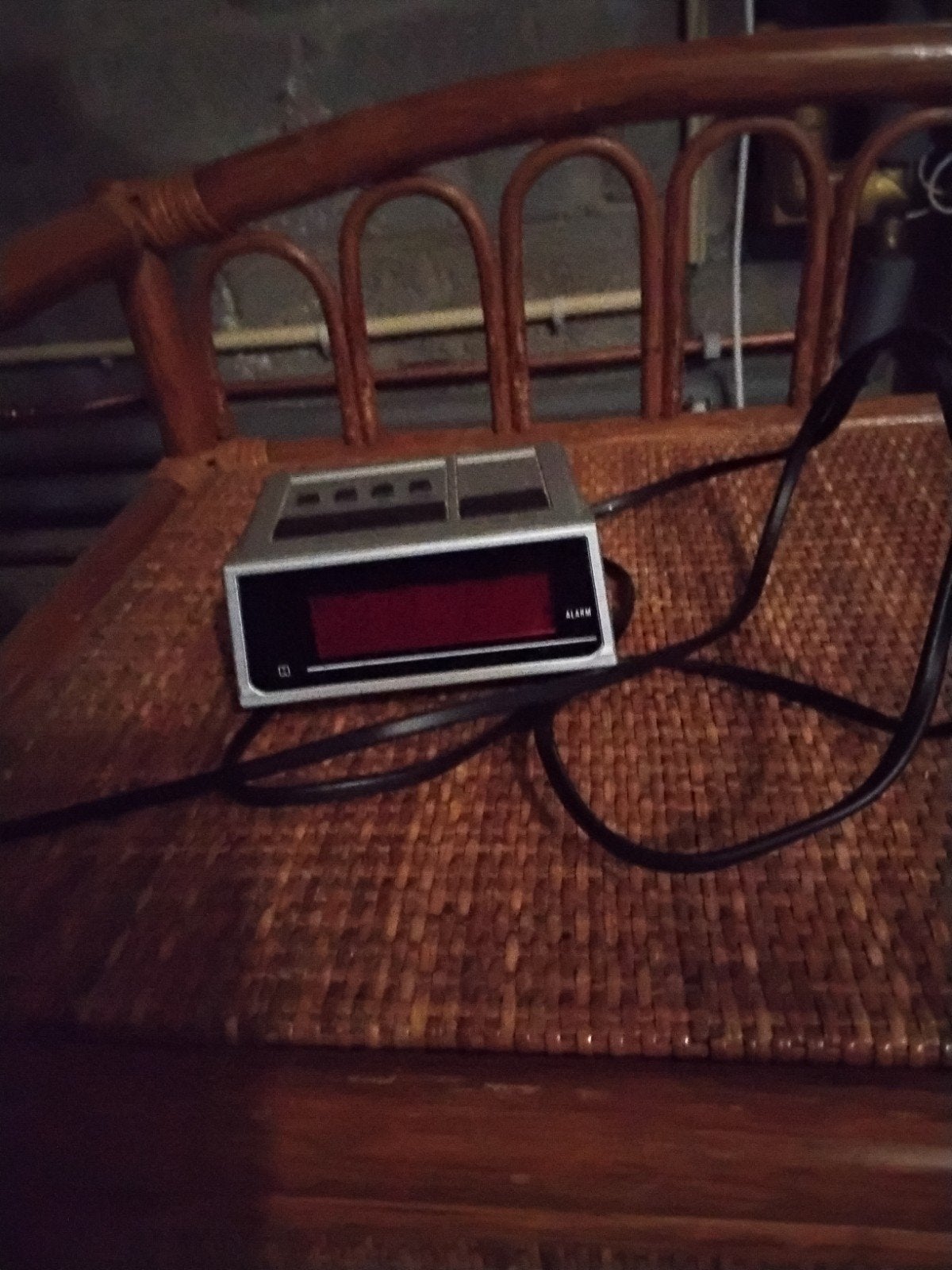 Vintage Digitale Wekker met Rood Display, Ophalen, Gebruikt, Digitaal