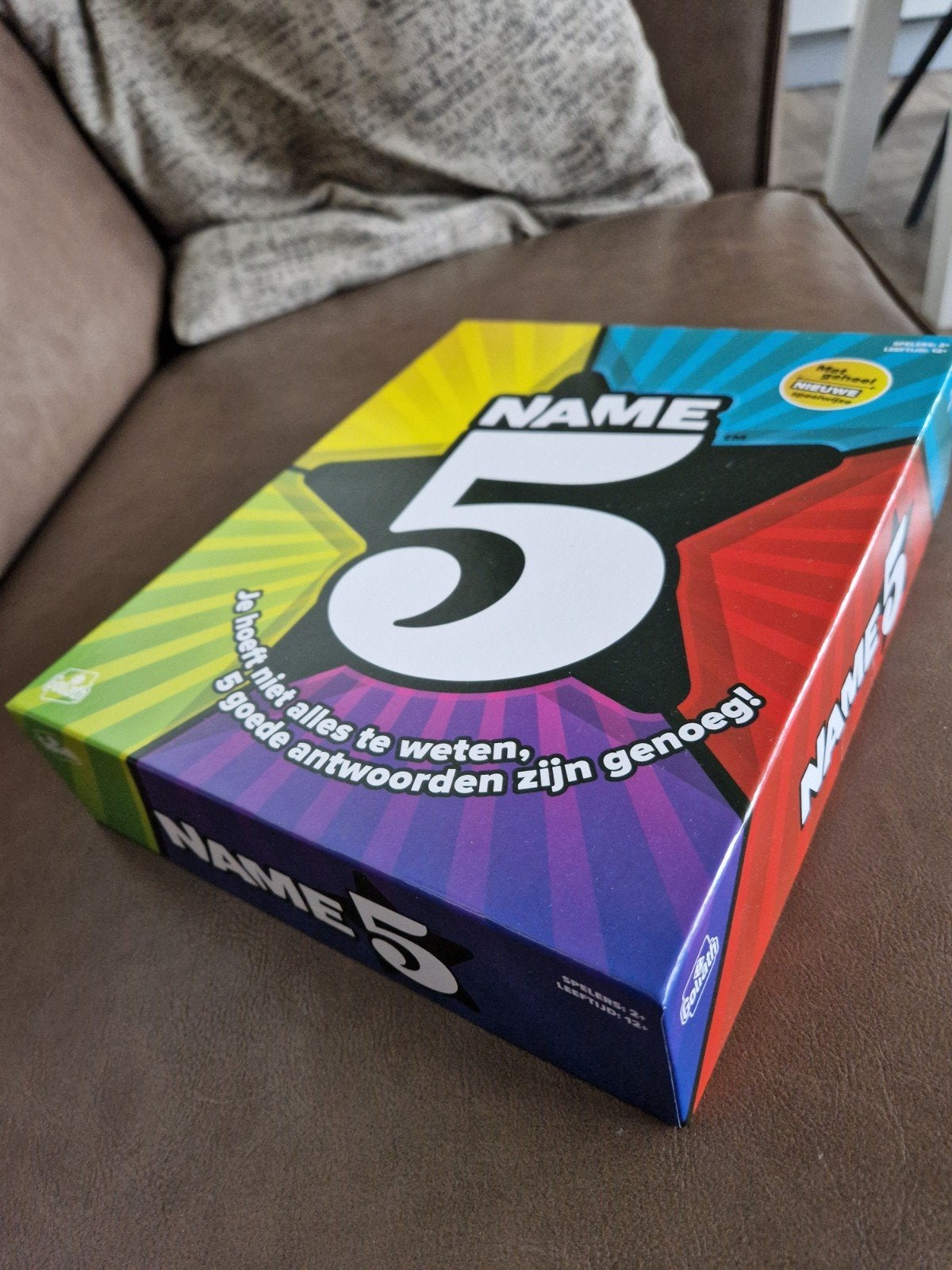 bordspel Name 5, Ophalen