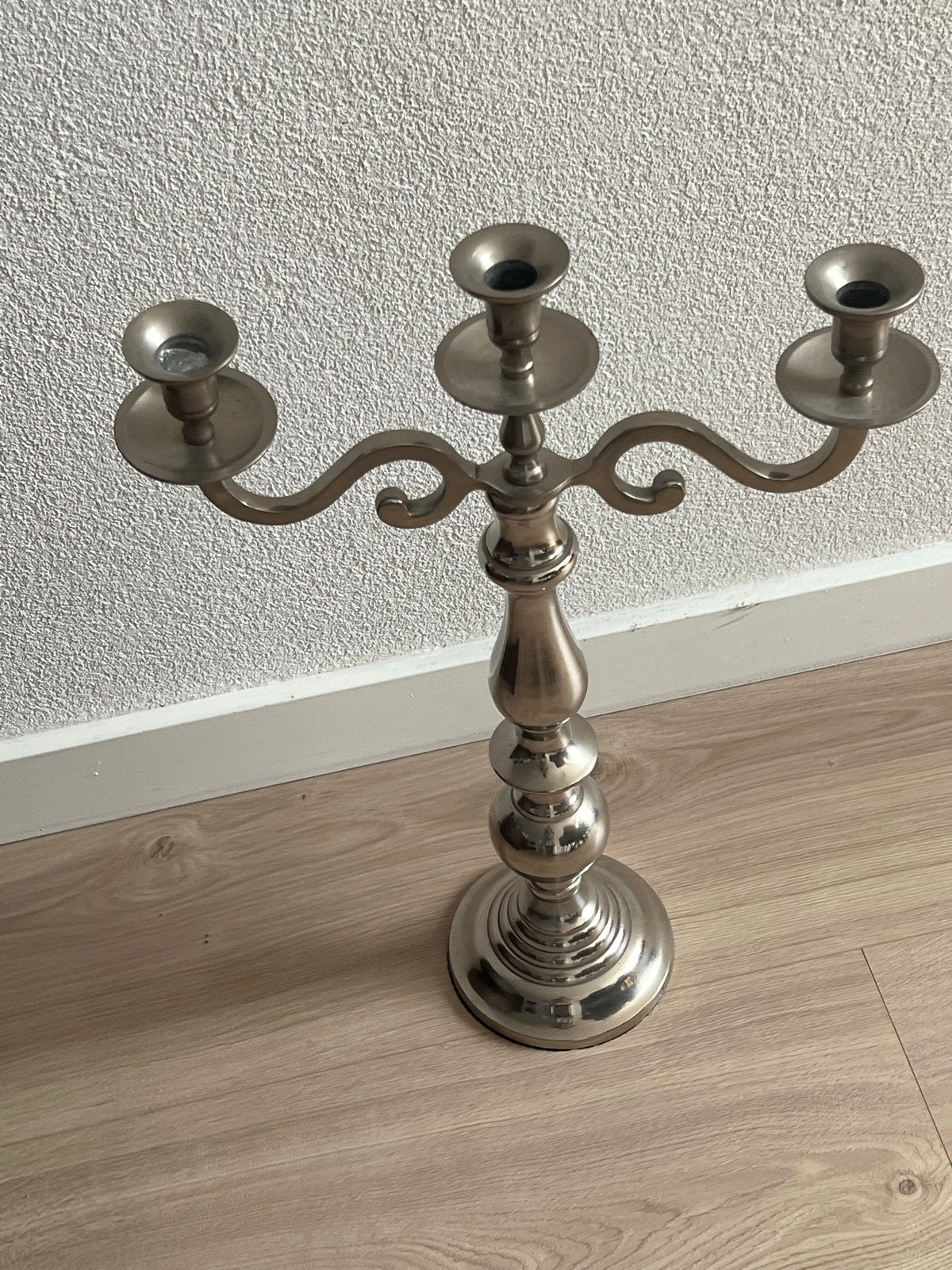 Elegante 3-armige kandelaar, zilverkleurig metaal, Ophalen, F, F_dhc@hotmail.com, Zo goed als nieuw