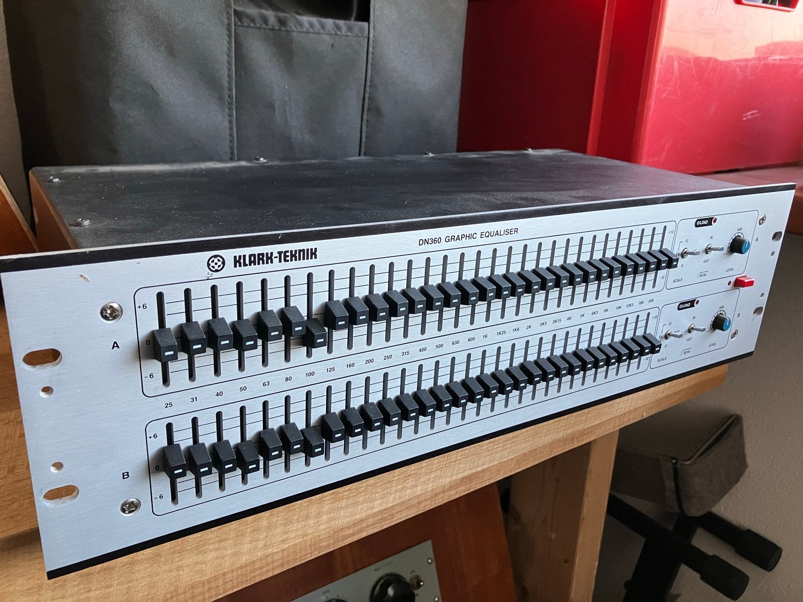 Klark Teknik DN360 Grafische Equalizer, Ophalen of Verzenden, Gebruikt