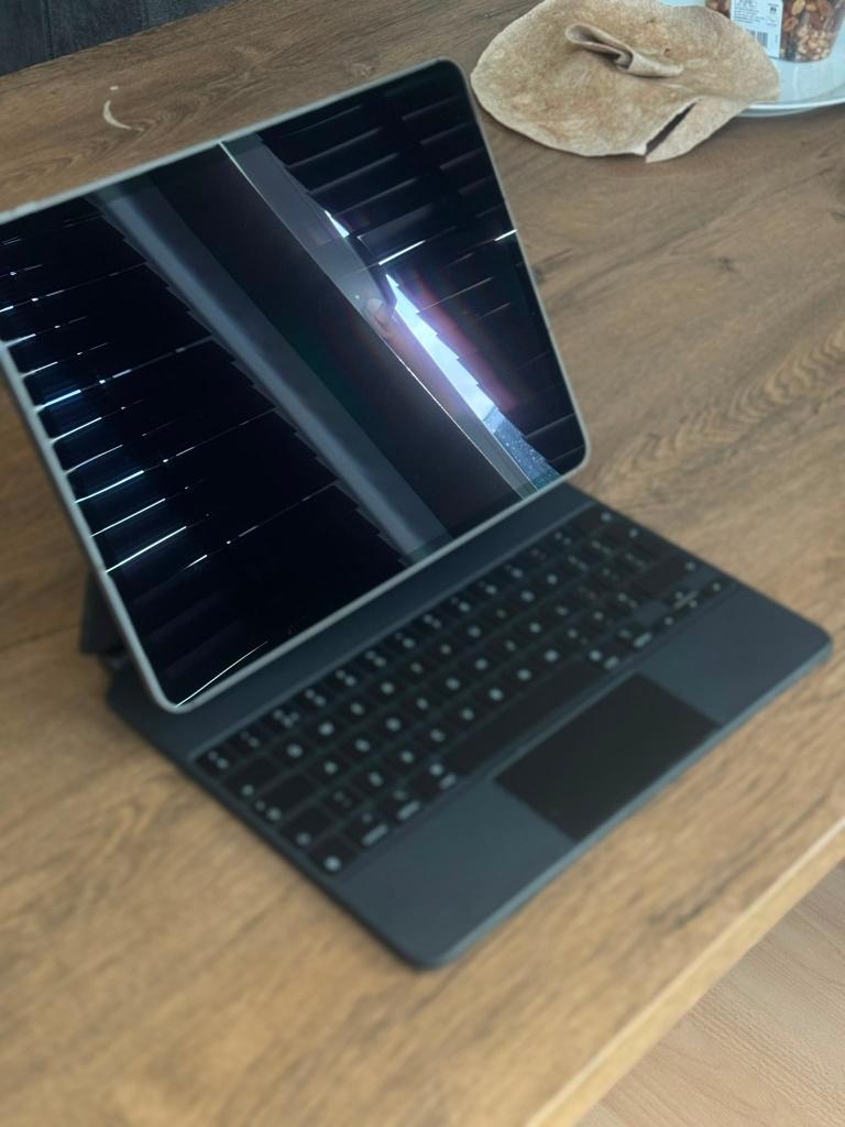 Ipad pro 12.9 6g + Magic Keyboard, Computers en Software, Apple iPads, Ophalen, Apple iPad, Product-security@apple.com, 12 inch