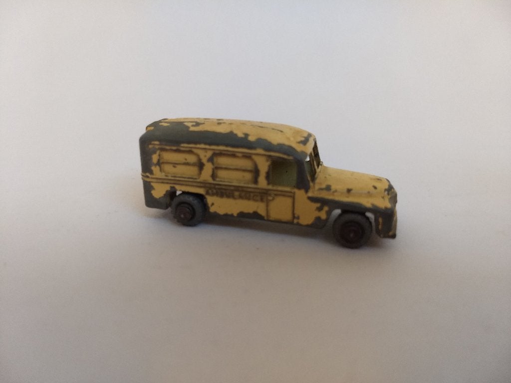 Lesney Matchbox 14 Daimler Ambulance 1958, Ophalen, Gebruikt