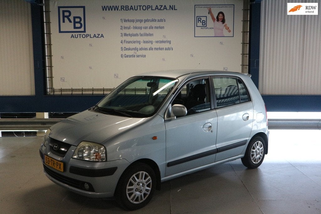 Hyundai Atos 1.1i Dynamic / AUTOMAAT ! ! !, Auto's, Hyundai, Gebruikt, 31 €/maand, Elektrische ramen, Origineel Nederlands