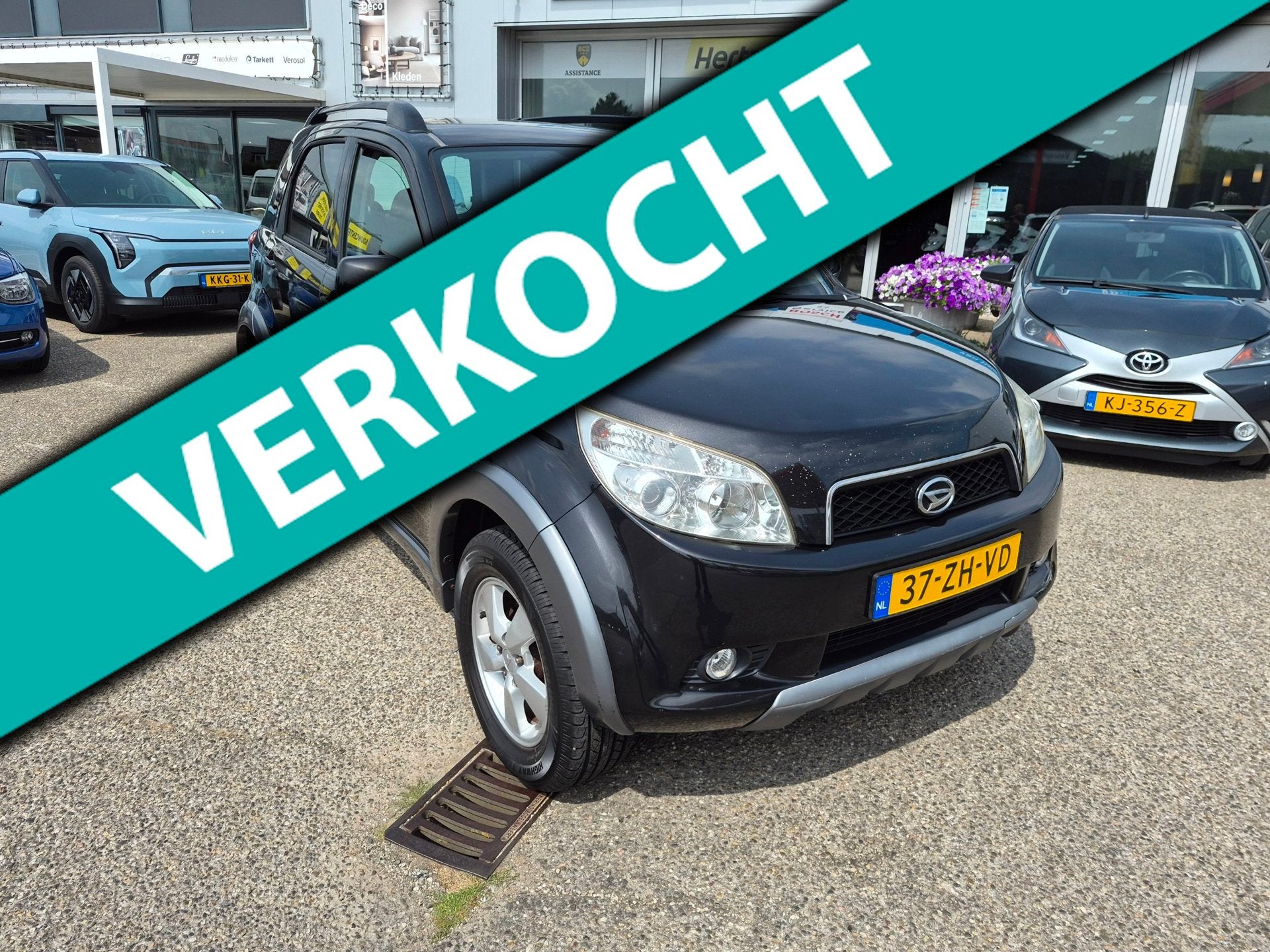 Daihatsu Terios 1.5-16v Adventure, Auto's, 1350 kg, Gebruikt, Zwart, 1165 kg