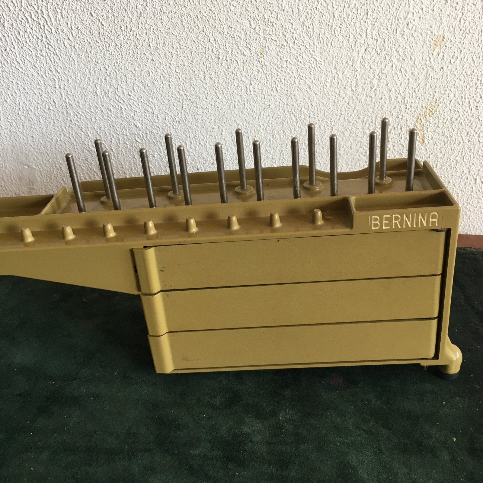 Bernina 530/630/730 Opbergmeubel, Ophalen of Verzenden, Zo goed als nieuw, Lockmachine, Bernina