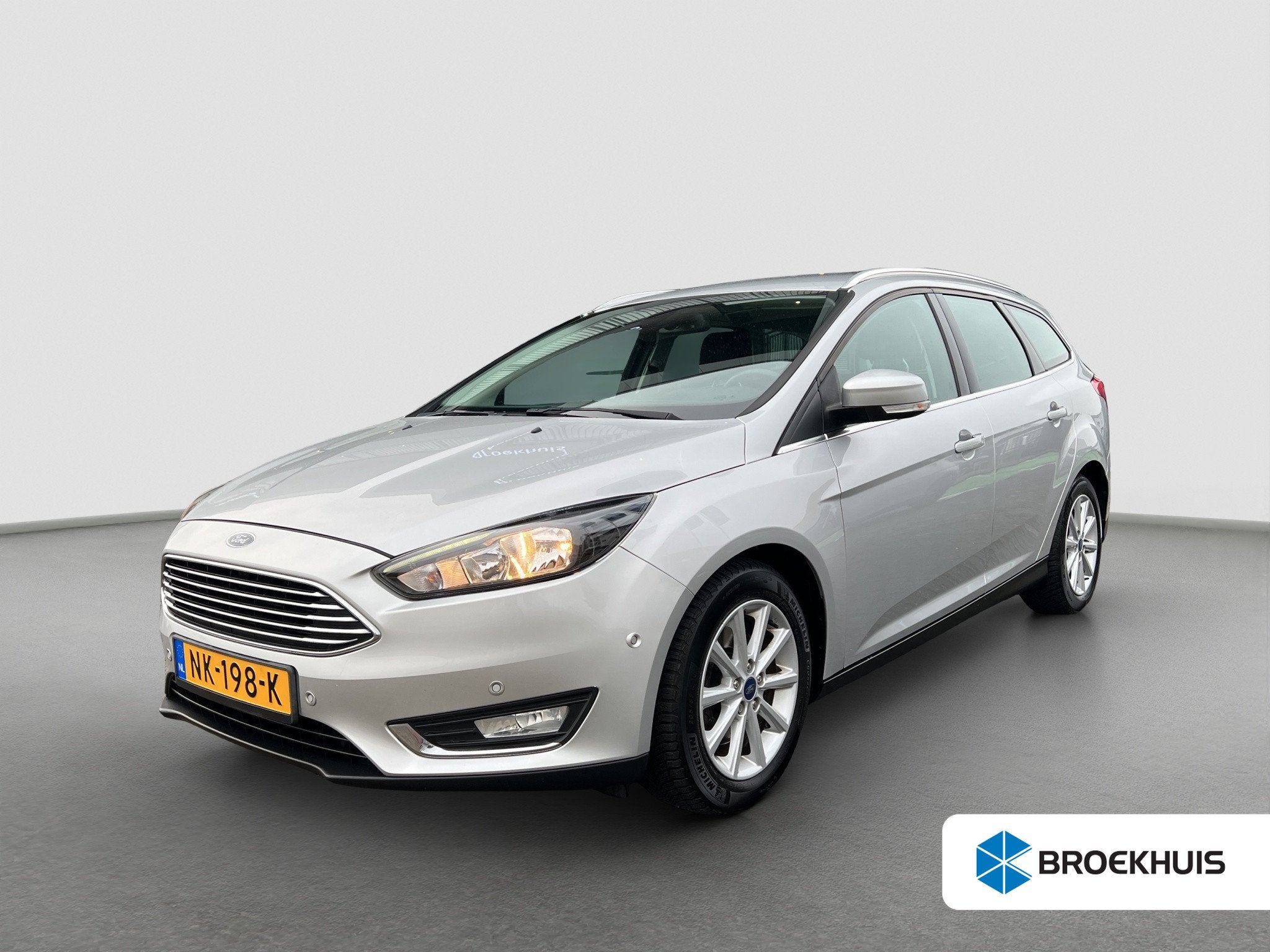 Ford Focus Wagon 1.5 150pk Titanium Automaat, Auto's, 12 maanden, 4 cilinders, Origineel Nederlands, 690 kg