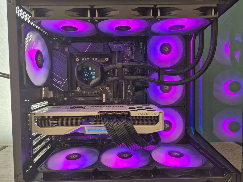 PREDATOR RGB GAMING | RX 9070 XT 16GB, i5 14600KF, 32GB DDR4, Niet ingevuld, 32 GB, Virtual Reality, Niet ingevuld