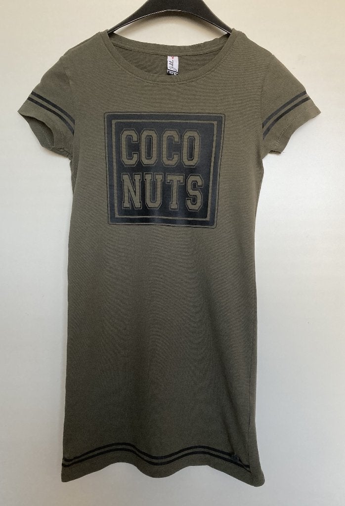 kaki-groene Jurk "COCO NUTS" Maat 146 - 152 - JILL, Kinderen en Baby's, Kinderkleding | Maat 146, Meisje, Ophalen of Verzenden