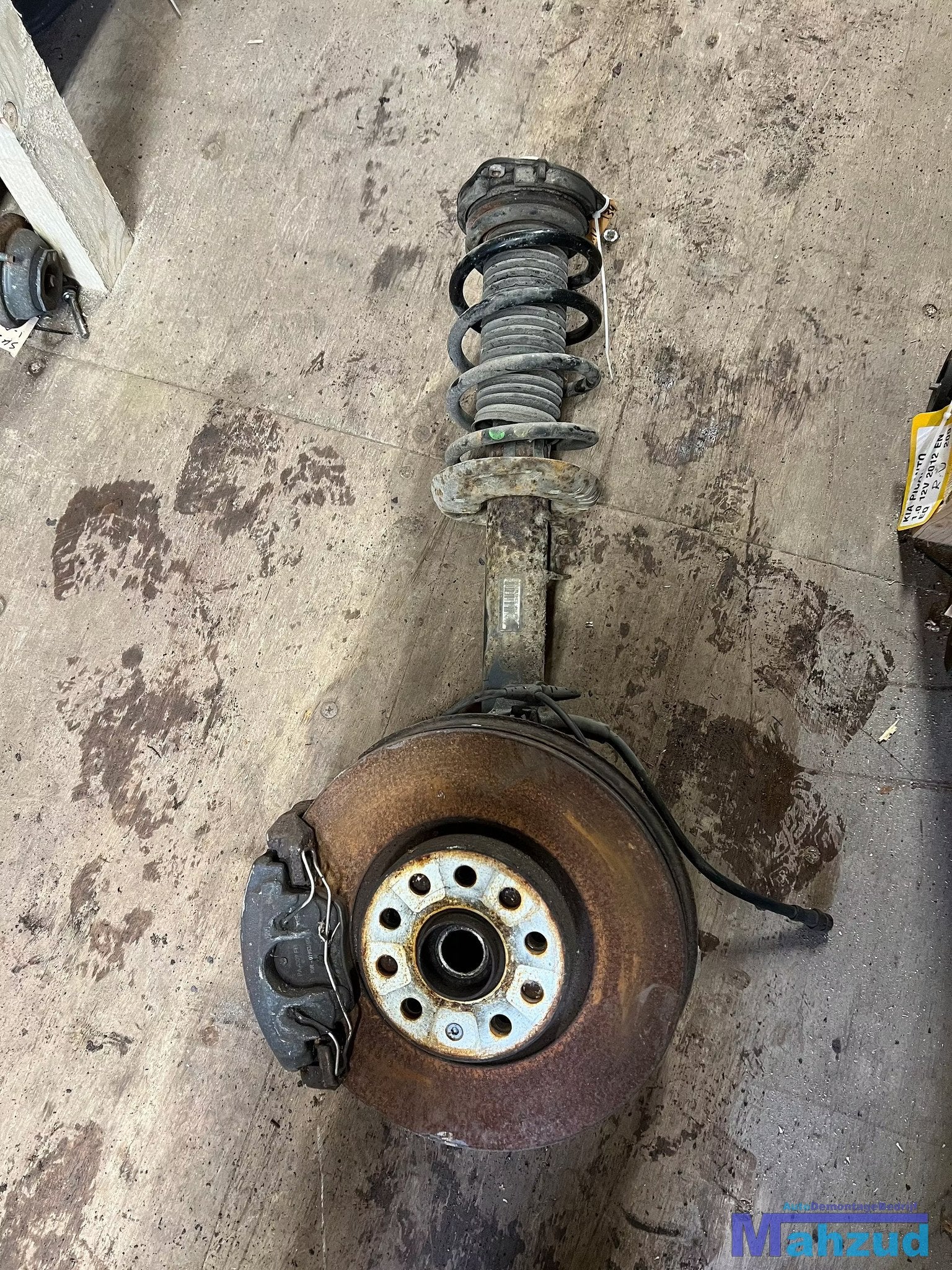 VW PASSAT B6 links voor veerpoot fusee remklauw 2005-2010, Gebruikt, Volkswagen, Volkswagen AG, Berliner Ring 2
38440  Wolfsburg, DE