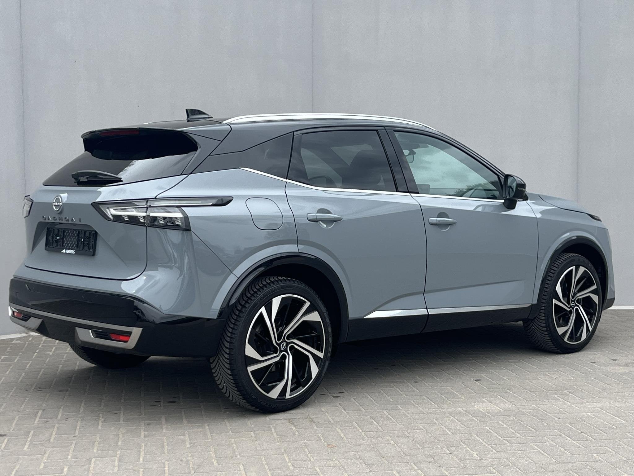 Nissan Qashqai 1.3 MHEV Xtronic Tekna Plus / 1800kg Trekgewi, Auto's, Nissan, Euro 6, 4 cilinders, Bedrijf, Hybride Elektrisch/Benzine