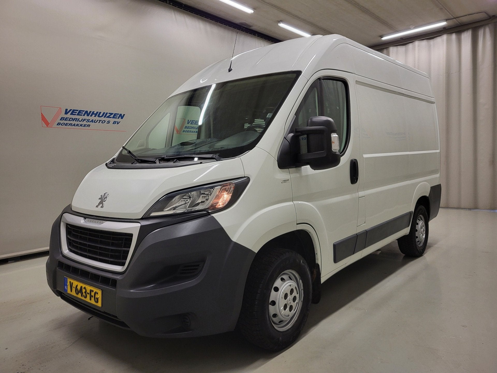 Peugeot Boxer 2.0BlueHDI 131pk L1/H2 Inrichting Euro 6!, Voorwielaandrijving, Gebruikt, Euro 6, 4 cilinders