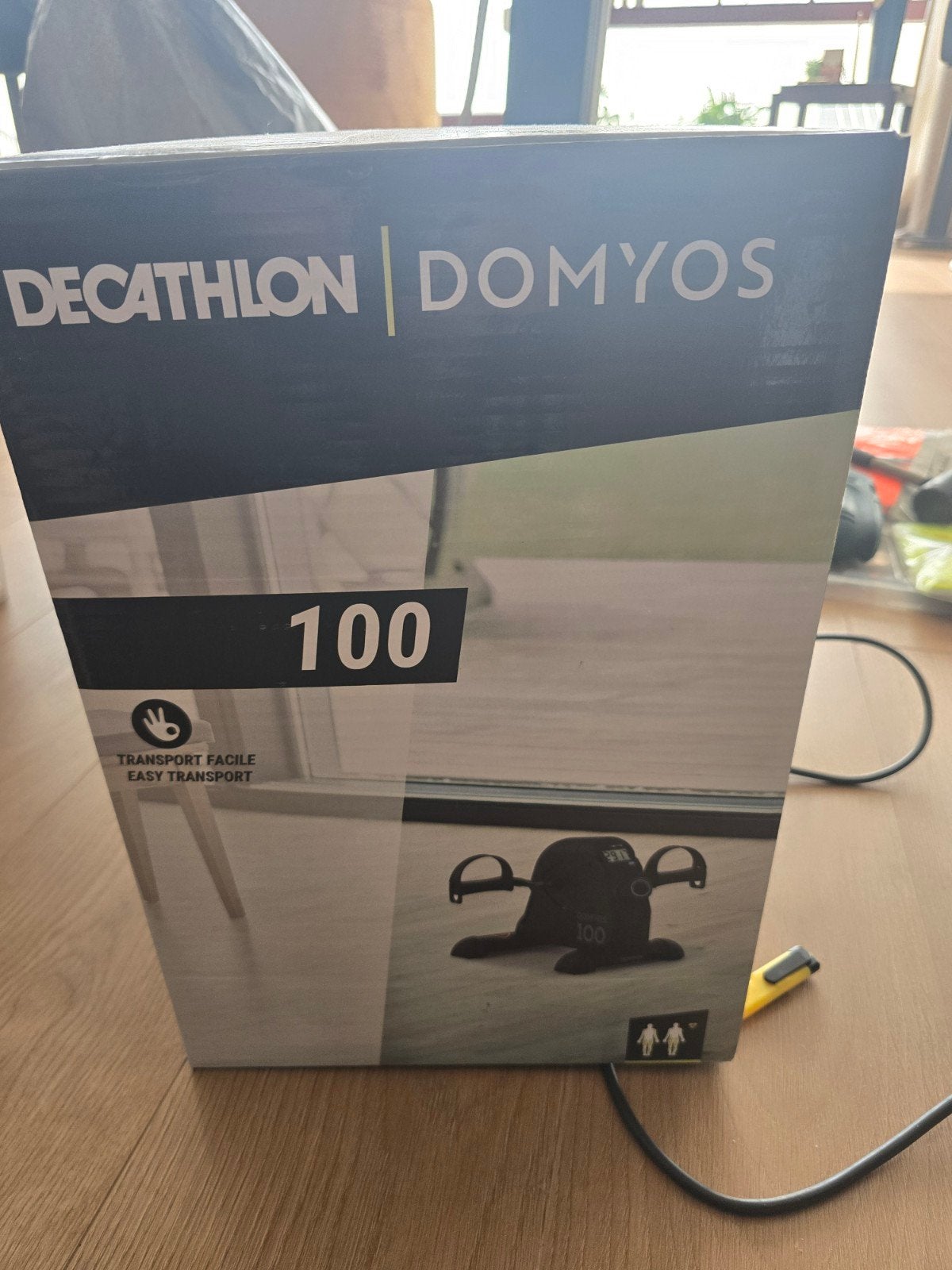 Domyos 100 Mini Hometrainer - Compact en Draagbaar, Ophalen, Kunststof, Zo goed als nieuw, Hometrainer