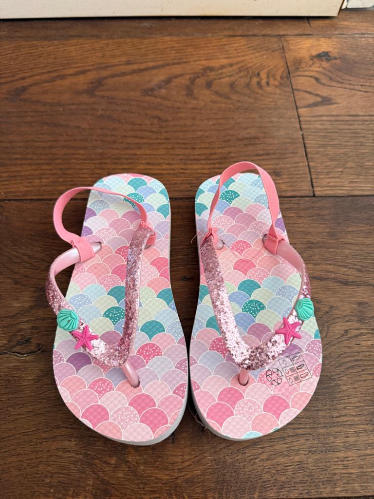 Hema slippers zeemeermin maat 27-28, Ophalen of Verzenden, Gebruikt, Meisje, Overige typen