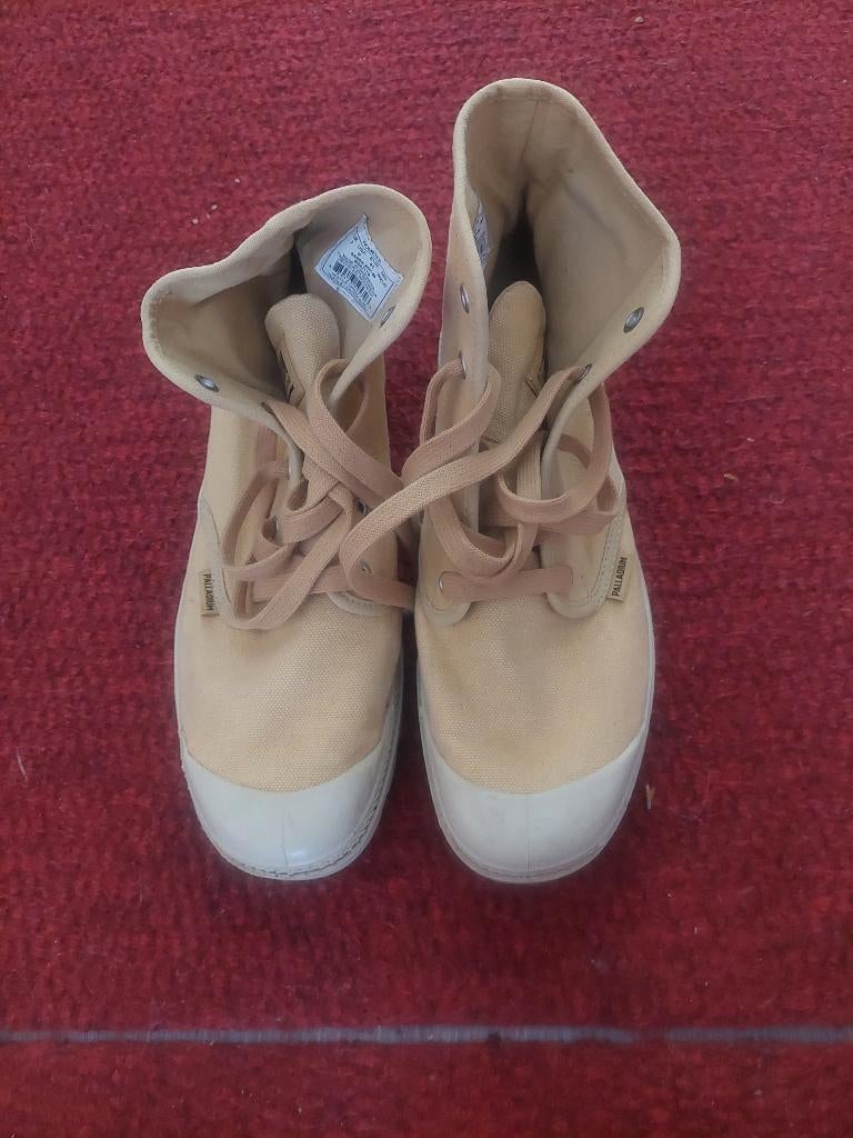 Schoenen Palladium maat 41 geel, Geel, Ophalen of Verzenden, Sneakers of Gympen, Zo goed als nieuw