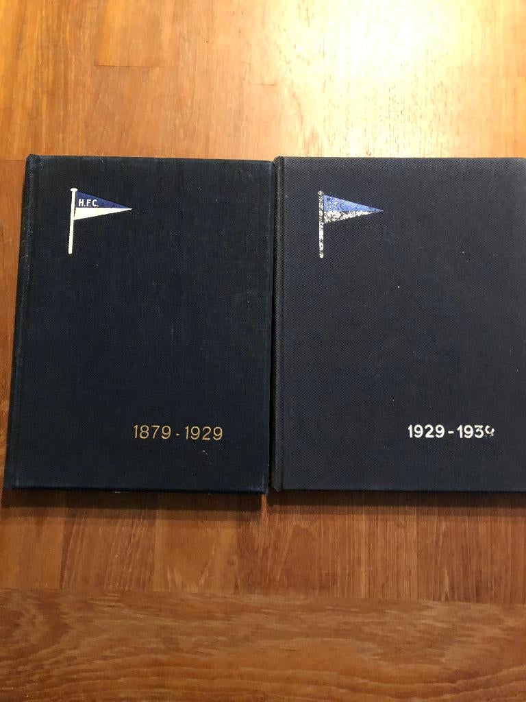 Haarlem 3 gedenkboeken Koninklijke HFC. 1879-1919 (€ 35), Verzenden