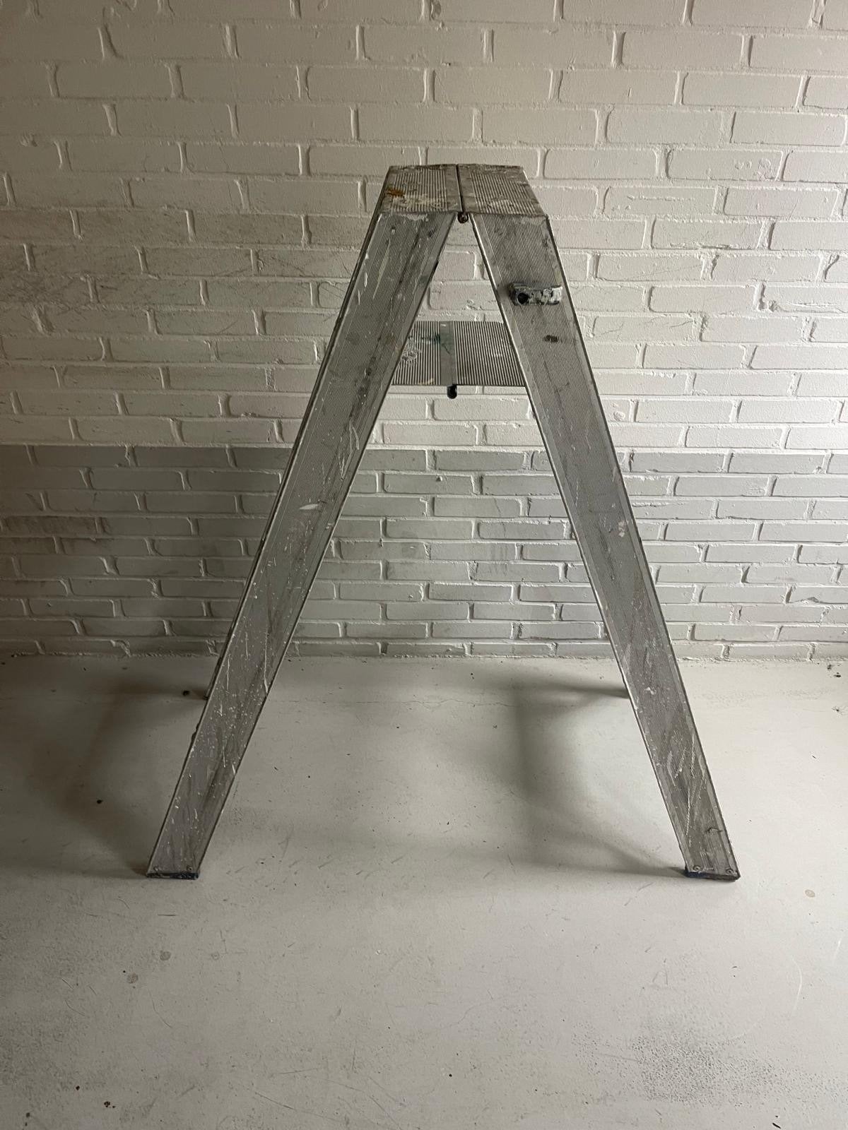 Gebruikte aluminium trap, 4 treden, schilderstrap, Ophalen, Gebruikt, Trap, Minder dan 2 meter