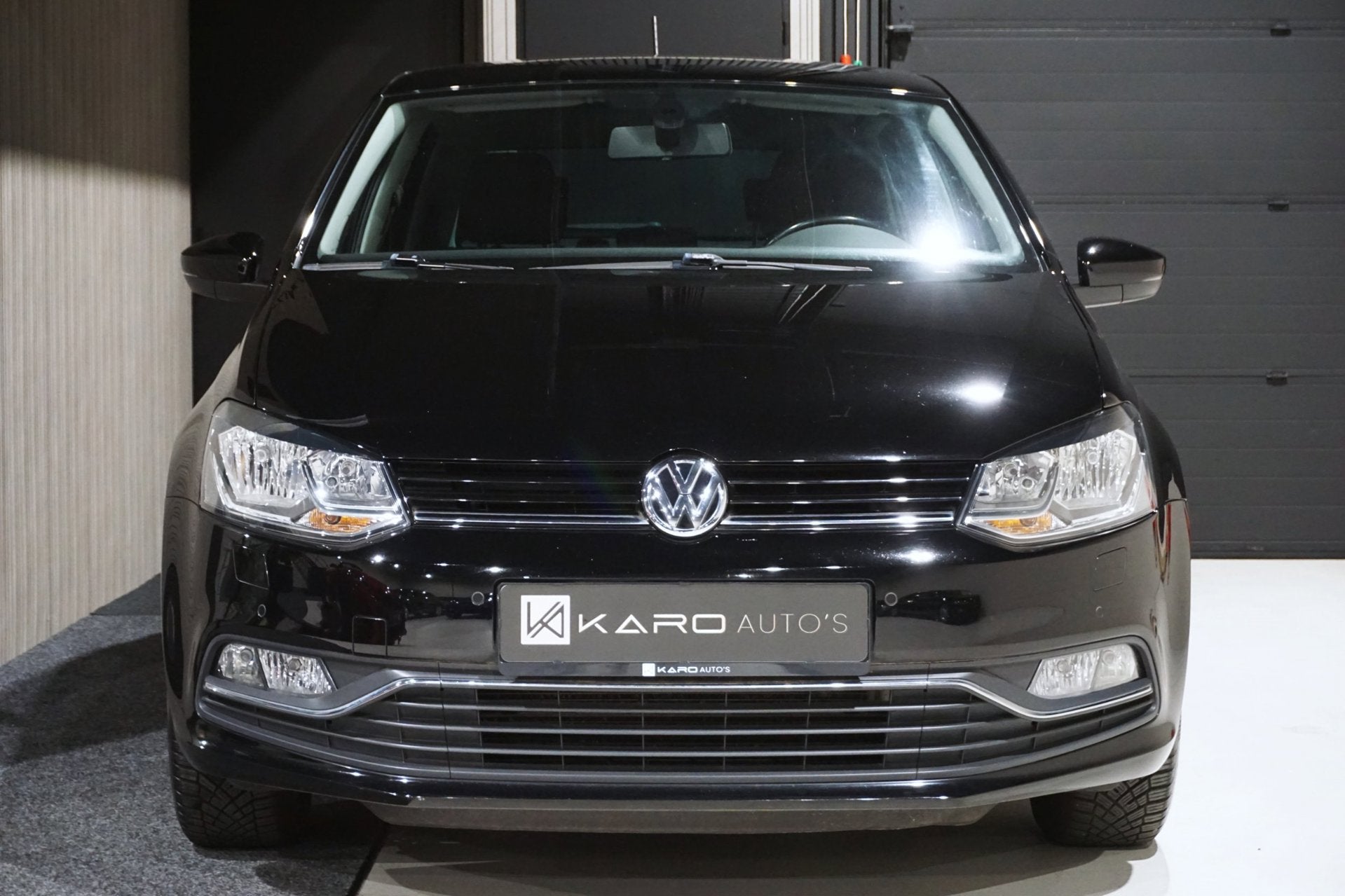 Volkswagen Polo 1.2 TSI Allstar Nav Carplay Clima Pdc 1e Eig, Auto's, Stof, Gebruikt, Zwart, 4 cilinders