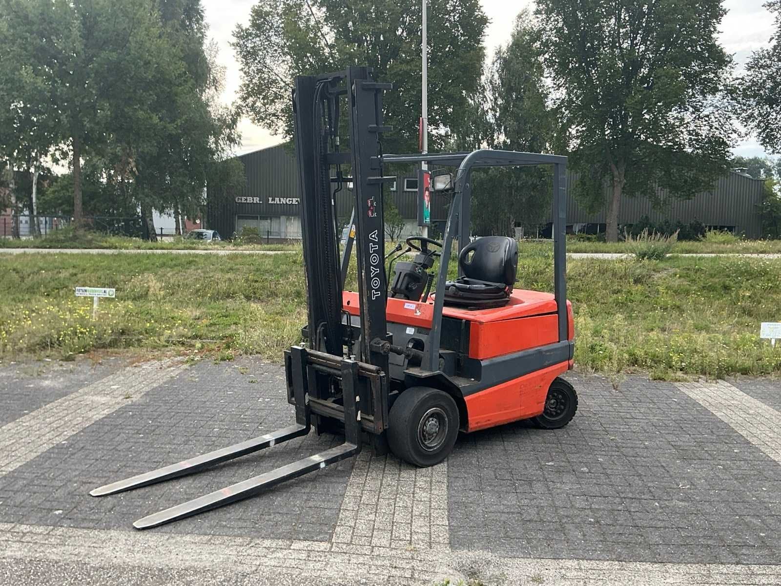 2001 Toyota FBMF20 Vorkheftruck accu, Zakelijke goederen, Machines en Bouw | Heftrucks en Intern transport, Overige aandrijving