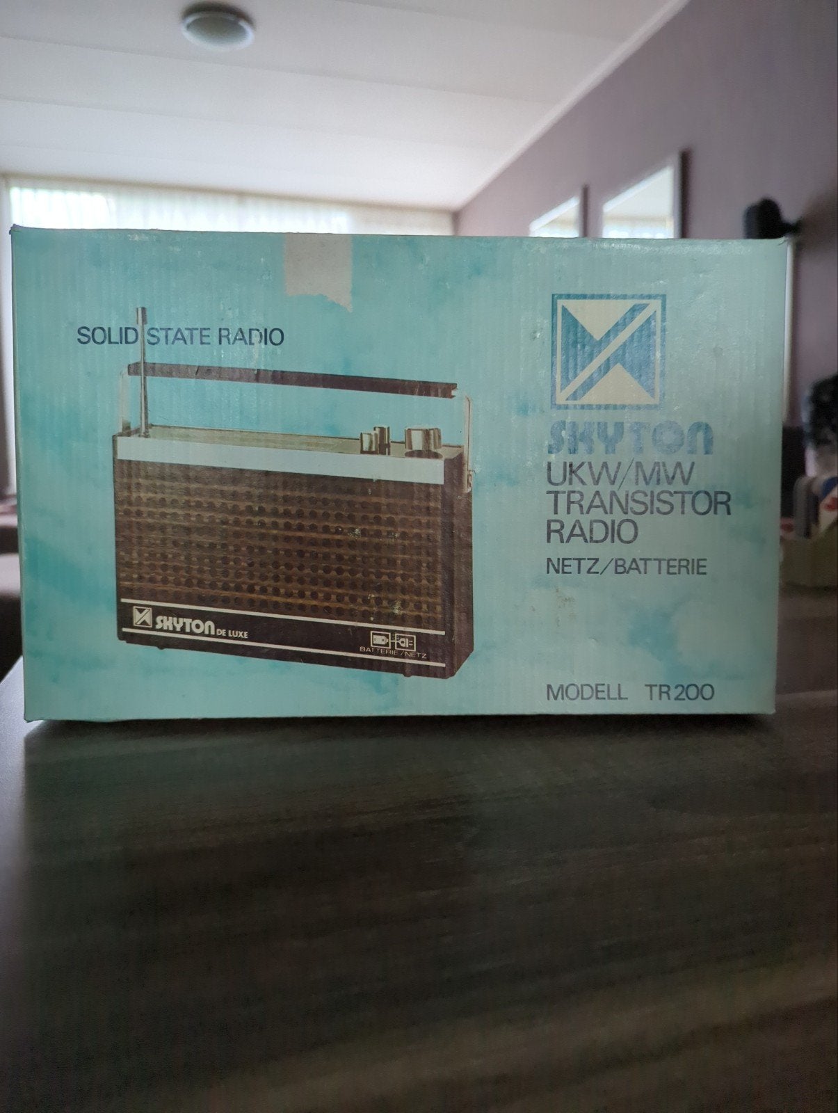 Skyton UKW/MW Transistor Radio Model TR200 - Nieuw in doos, Audio, Tv en Foto, Ophalen, Nieuw, Transistorradio