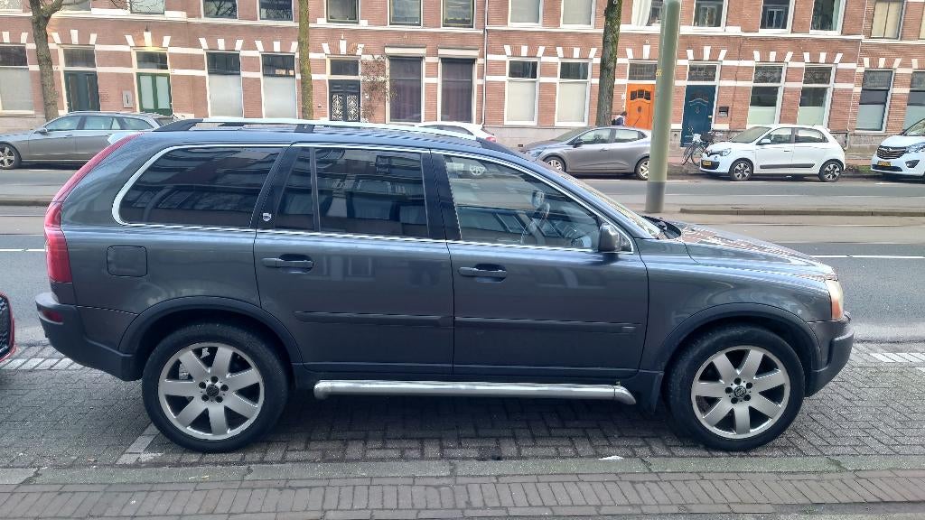 Volvo XC90 2.9 T6 Geartronic 2005 Grijs, Auto's, Zwart, Automatische klimaatregeling, 7 stoelen, 2922 cc