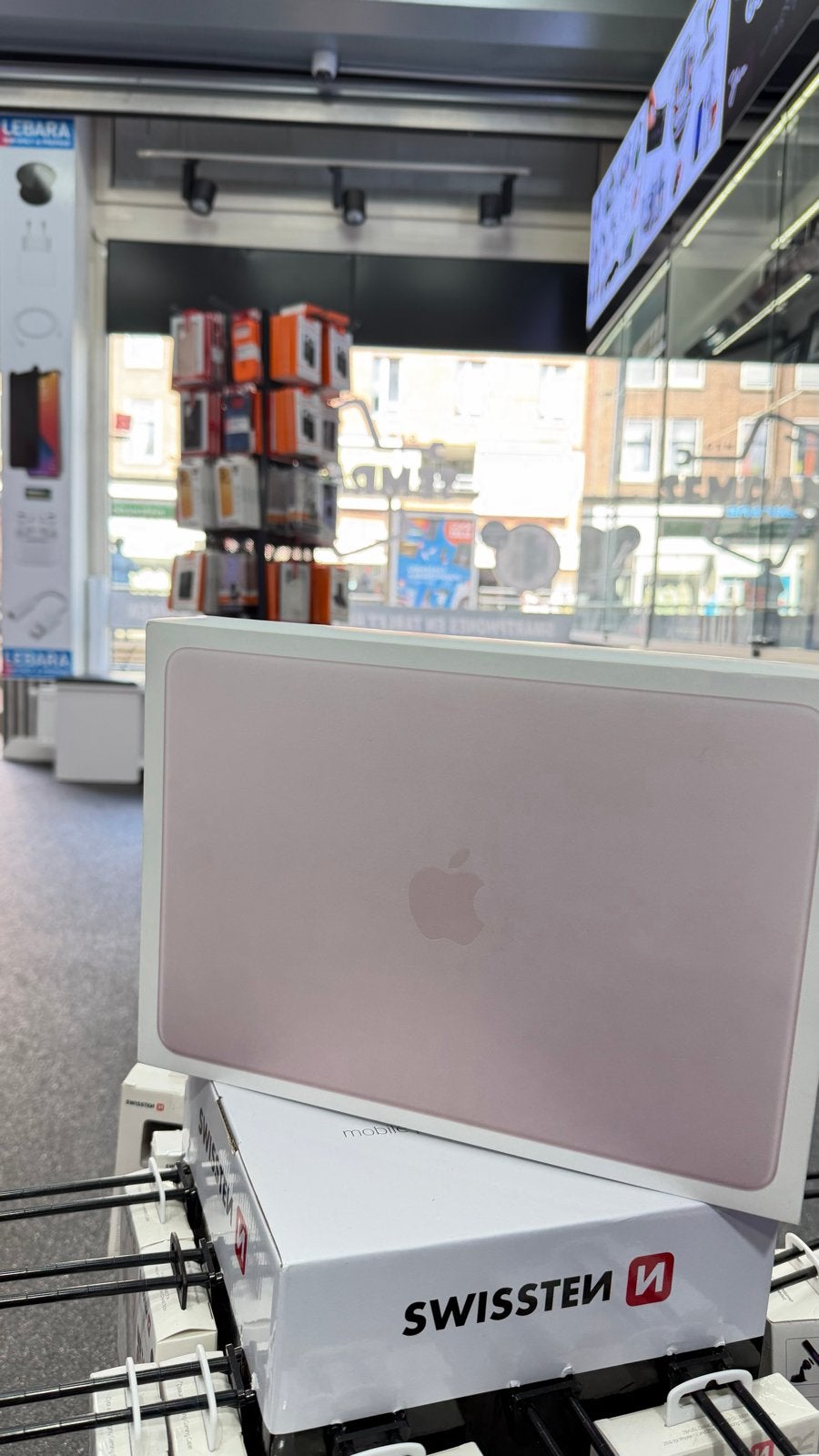 MacBook Neo 13 inch Blush 8GB/512GB - Nieuw in doos, Computers en Software, Leidseplein 25, 8 GB, 13 inch, 512 GB