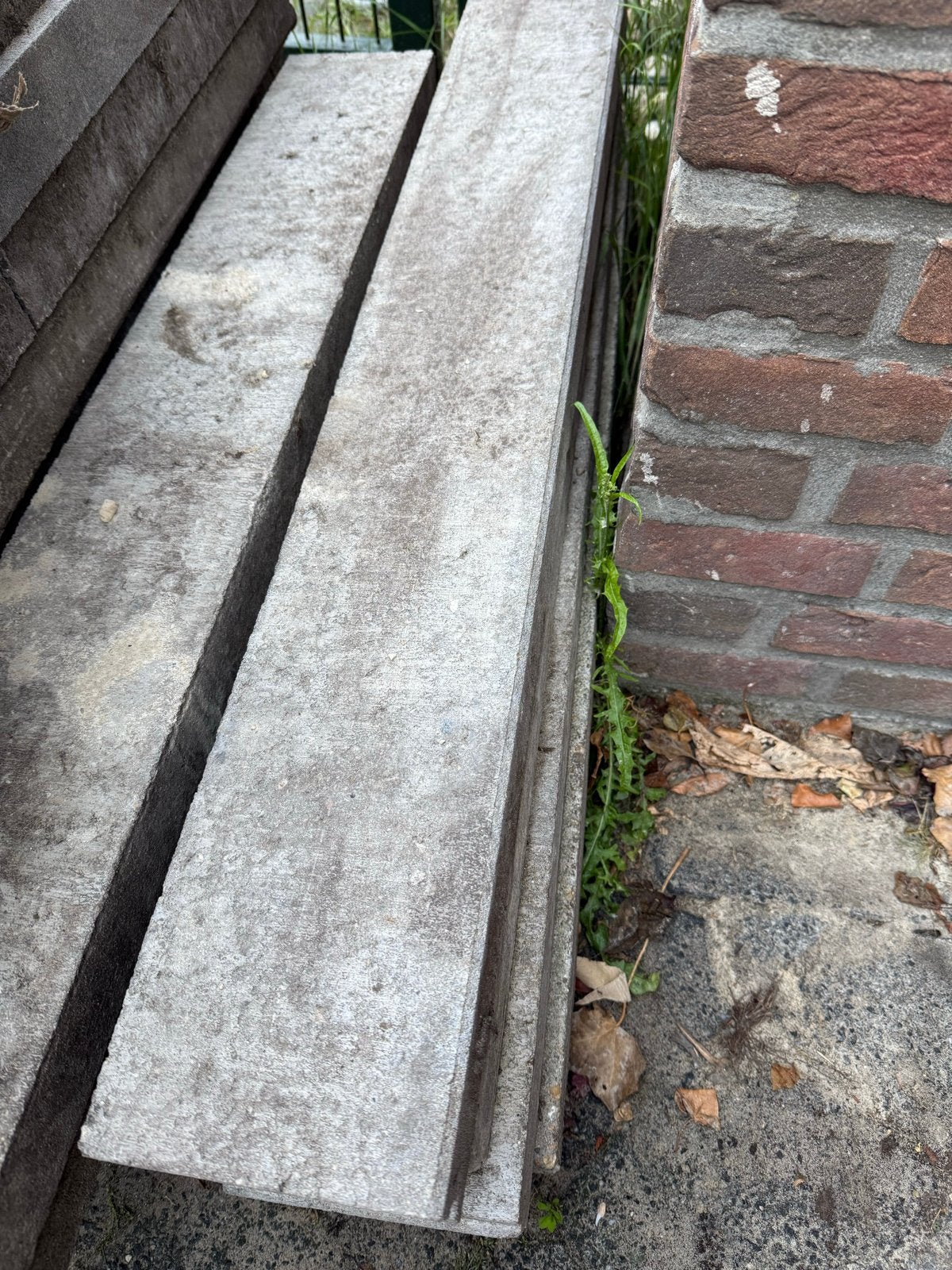 10 grijze betonbandjes, 5 cm dik, Tuin en Terras, Tegels en Klinkers, Ophalen, Gebruikt, Beton, Overige typen