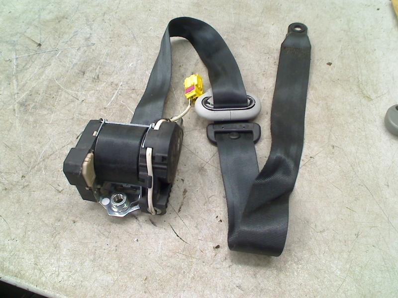 Gordelspanner Rechts Caddy III (2KA,2KH,2CA,2CH) 2011, Gebruikt, Volkswagen, Volkswagen AG, Kundenbetreuung@volkswagen.de