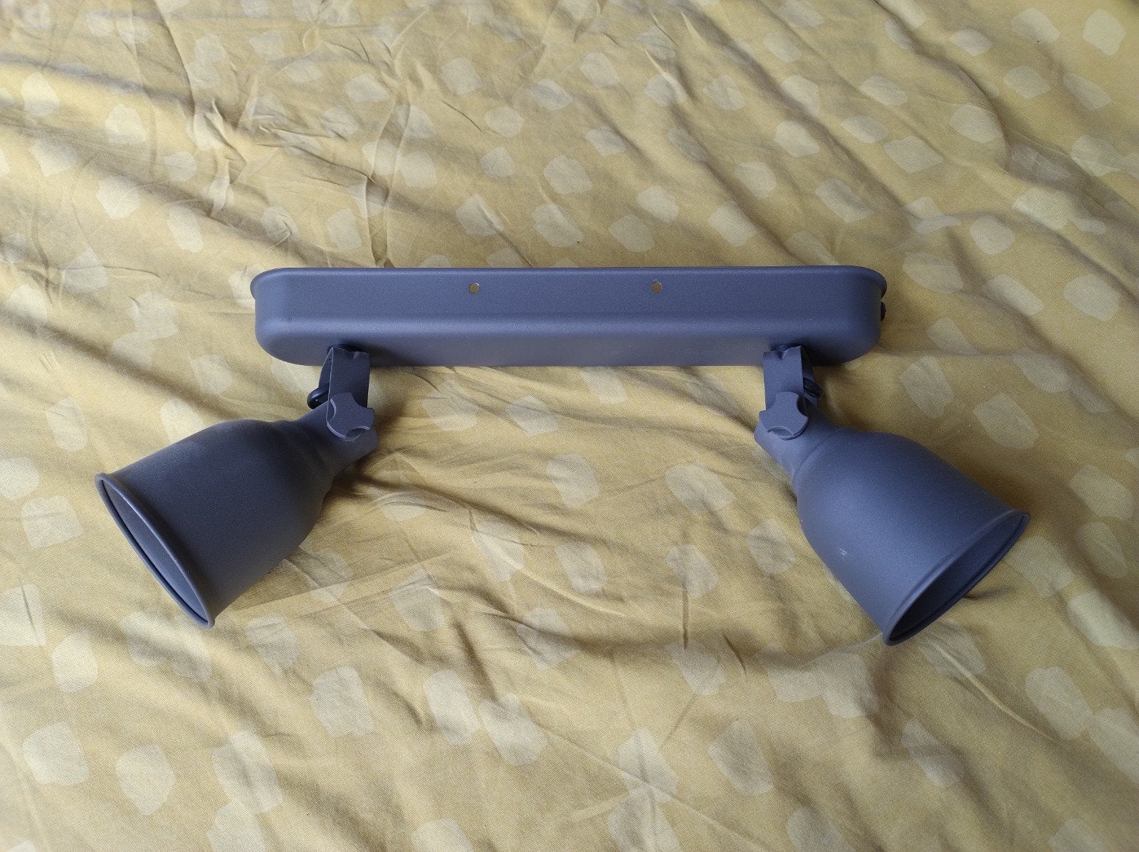 Ikea Hektar plafondspot plafondlamp lamp dubbele splt grijs, Zo goed als nieuw, IKEA, Grijs, E27 (groot)