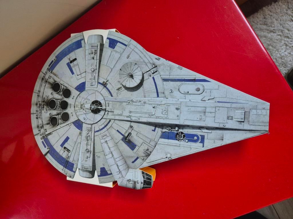 Star Wars Millennium Falcon gevuld met 20 Rollinz figuurtjes, Ophalen of Verzenden