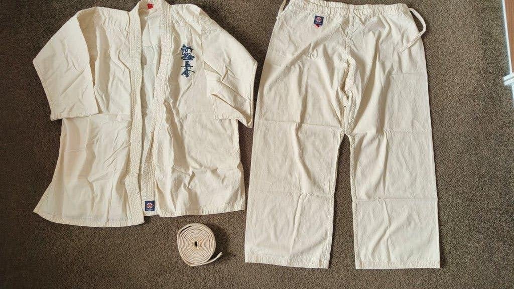 Karatepak Ichiban maat 7, Ophalen, Zo goed als nieuw, Karate, Vechtsportpak