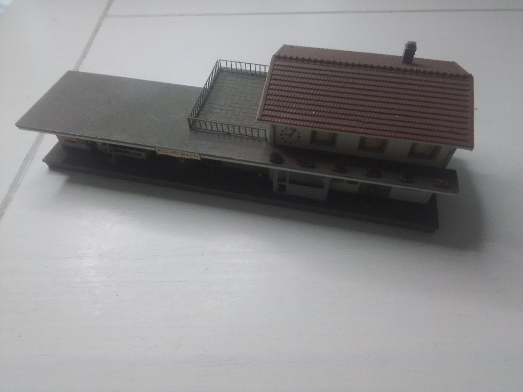 Pola Spur N Bahnhof aufgebaut, Hobby en Vrije tijd, Modeltreinen | N-Spoor, Overige merken, Gebruikt, Gelijkstroom, Verzenden