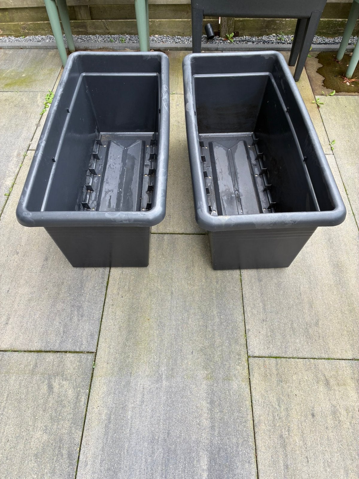 2x Elho 100 liter plantenbak / kweekbak, Tuin en Terras, Ophalen, Kunststof, Gebruikt, Balkon