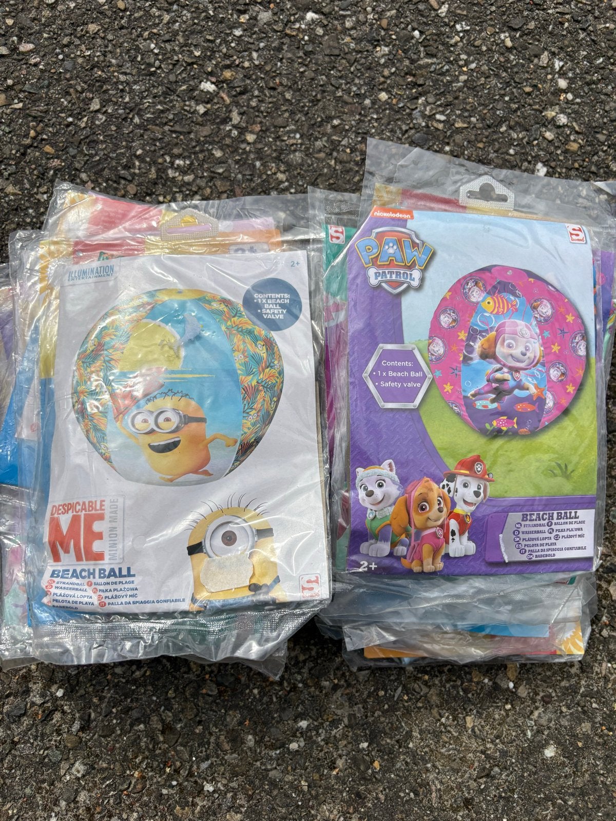 25 Strandballen Paw Patrol, Minions- Nieuw in verpakking, Ophalen of Verzenden, Nieuw