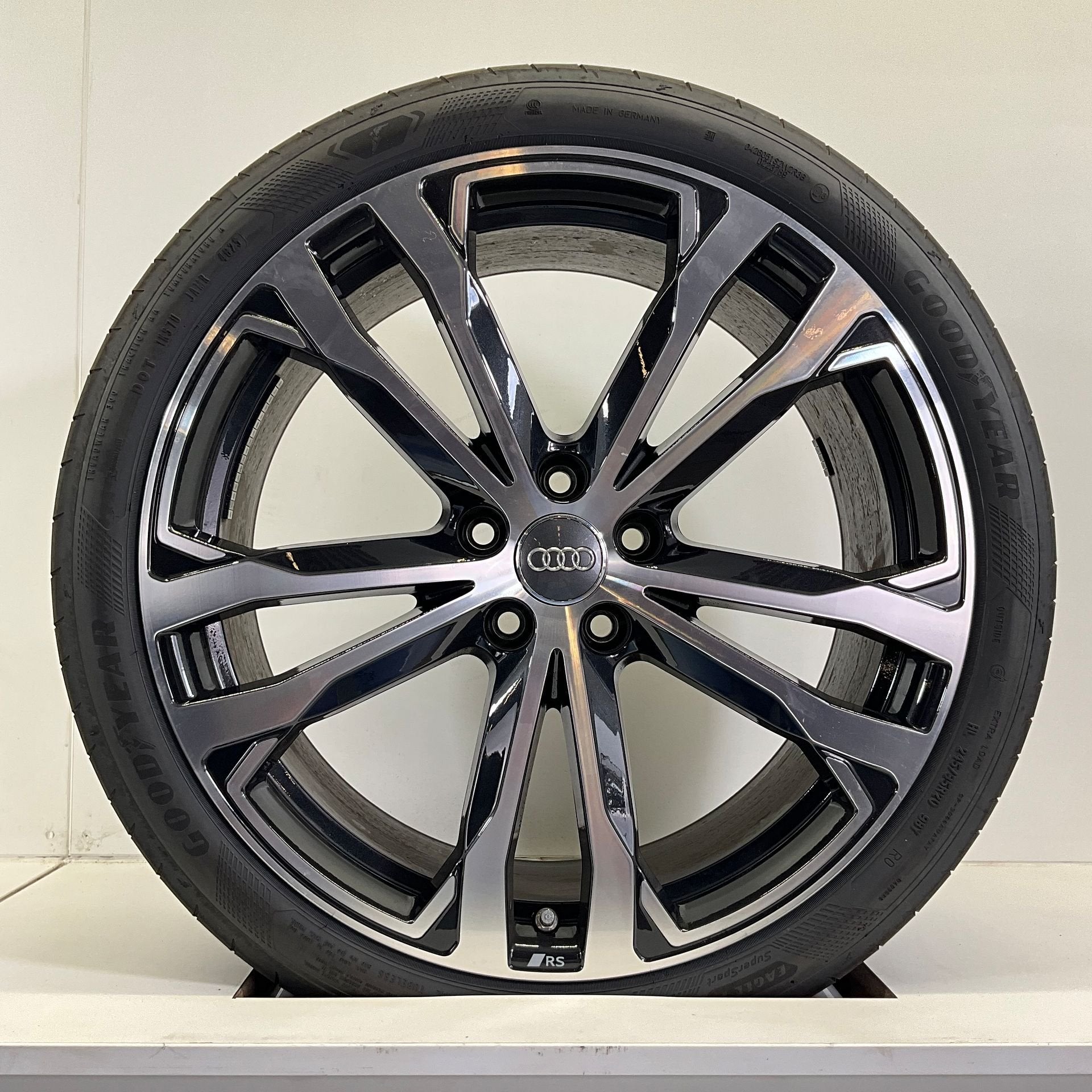 AUDI A5 SET VELGEN + ZOMERBANDEN 20 INCH, -, -, Banden en Velgen, Ophalen of Verzenden