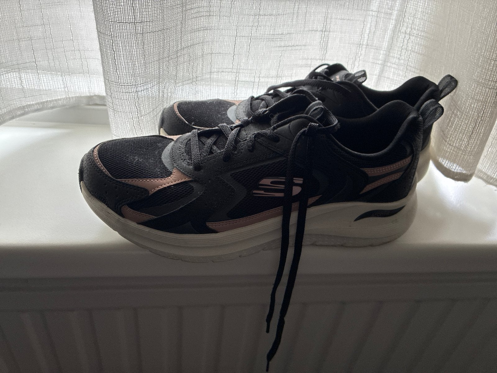 Skechers Arch Fit Air-Cooled sneakers - Maat 40, Ophalen of Verzenden, Gedragen, Zwart, Sneakers of Gympen